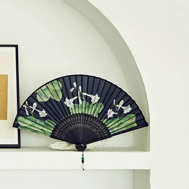 Fabric Fan (Floral Design with Jade Clasp)