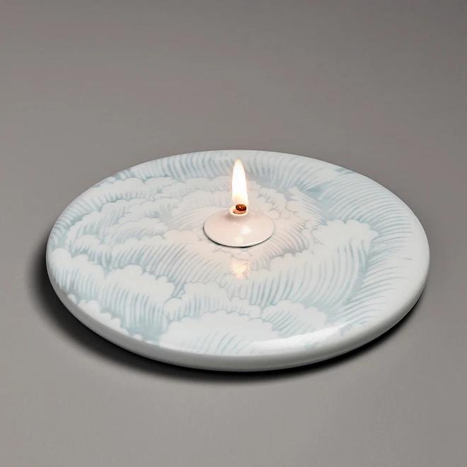Baekwon White Porcelain Oil Lamp