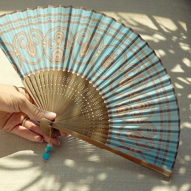 Fabric Fan (Sariwe Ho)