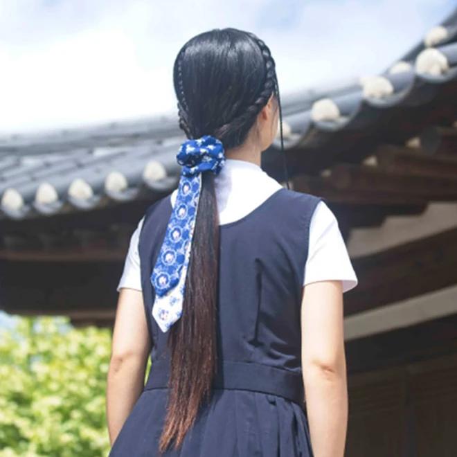 Daenggi Scrunchie