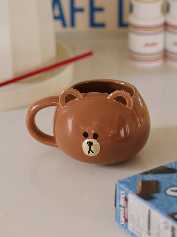 LINE FRIENDS Hug Brown Season 3 3D Mug (440ml)